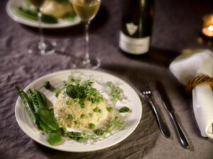 Erbsenrisotto mit jungen Erbsenschoten